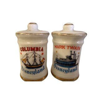 Vtg Disneyland Columbia & Mark Twain Salt & Pepper Shaker Set Ceramic Japan read